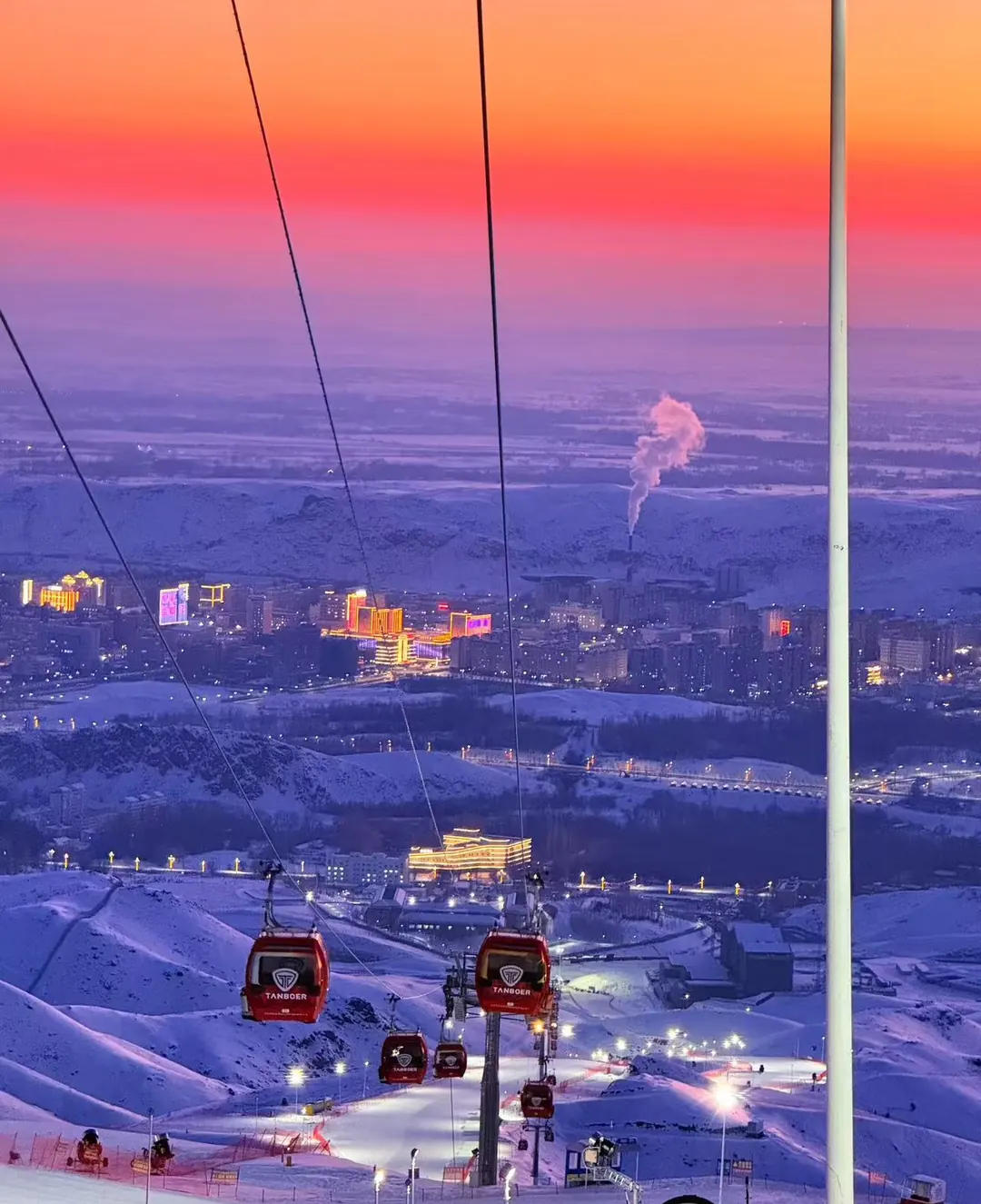 General Mountain cable car above the snowy ski area